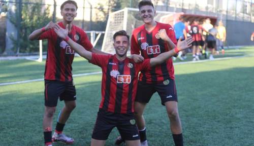 Adanaspor-Eskişehirspor maçı için nefesler tutuldu