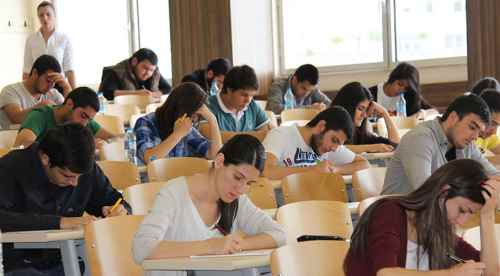 Adaylar LYS'de ter döktü