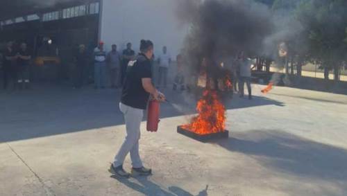 AFAD’dan Eskişehir'de fabrika çalışanlarına yangın ve afet eğitimi