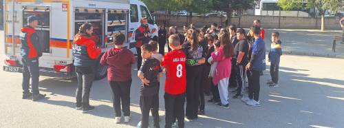 AFAD’dan öğrencilere afet ve yangın eğitimi