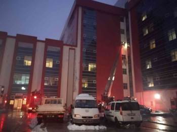 Afsü Hastanesi’Nde Yangın Paniği
