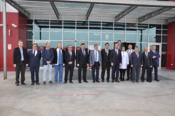 Afsü Rektörü Okumuş: “İlaç Yapabilen Eczacılar Yetiştireceğiz”
