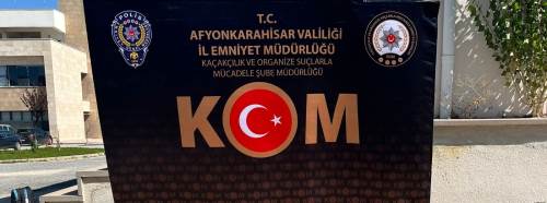 Afyon’da 210 bin sahte makaron ele geçirildi