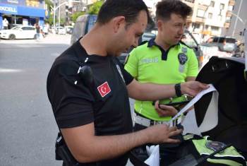 Afyon'da 250 araç sürücüsü cezayı yedi!