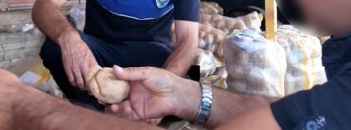 Afyon'da 9 kilo diye satılan patates çuvalları 7,5 kilo çıktı
