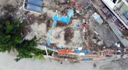 Afyon'da akıl almaz keşif! Kiraladıkları evde yer altı şehri buldular!