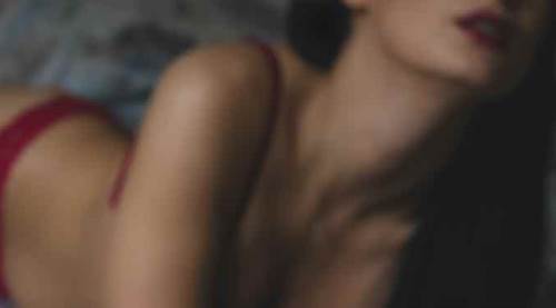 Afyon'da erotik görüntülerini paylaşan evli çift...