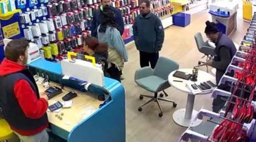 Afyon'da garip hırsız: Önce bilgilerini verdi, sonra çaldı!