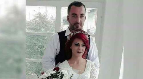 Afyon'da iki çocuk annesi kadın, çocuklarının bakıcısıyla kayboldu!