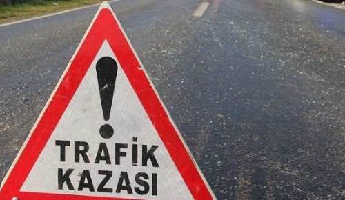 Afyon'da kaza: Otomobil ile kamyon çarpıştı