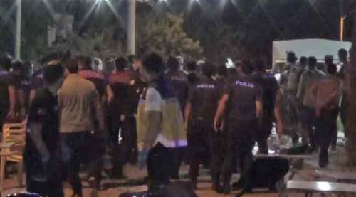 Afyon'da polislere akıl almaz saldırı!