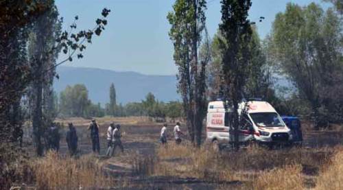 Afyon'da tarlada akıl almaz ölüm! Yanarak can verdi...
