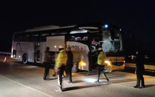 Afyon'da yolcu otobüsü kaza yaptı: 6 yaralı!