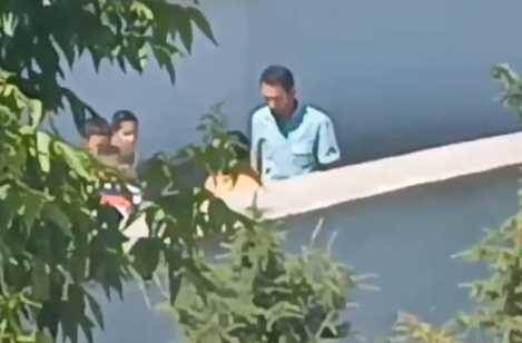 Afyon’daki okulda tokat skandalı!