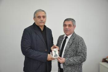 Afyon Eğitim Vakfı’Ndan Karahisar Medya’Ya Ziyaret
