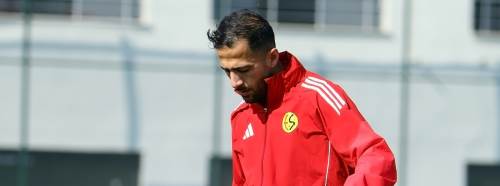 Afyon maçında forma giyebilir