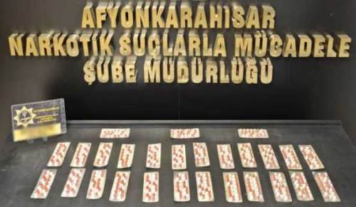 Afyon otogarında şüpheli hareketler yaptı, yakalandı