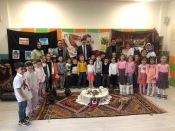 Afyon’Un Yöresel Yemeklerini Minikler Tanıttı
