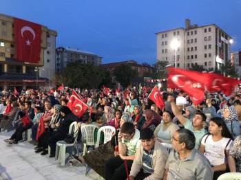 Afyonkarahisar, 15 Temmuz’Da Tek Yürek Oldu
