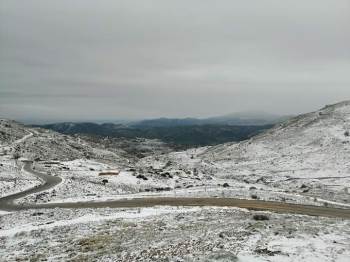 Afyonkarahisar’A Nisan Ayında Kar Sürprizi
