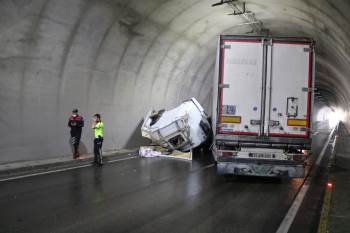 Afyonkarahisar-Antalya Karayolu Tek Taraflı Ulaşıma Kapandı
