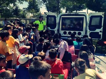 Afyonkarahisar’Da ‘Mutluluk Kervanı’ Projesi Devam Ediyor
