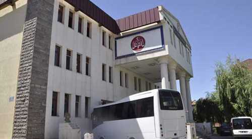 Afyonkarahisar'da 10 adliye personeli tutuklandı
