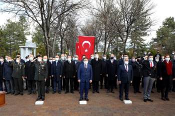 Afyonkarahisar’Da 18 Mart Şehitleri Anma Günü Ve Çanakkale Deniz Zaferi’Nin 106’Incı Yıl Dönümü Törenle Kutlandı
