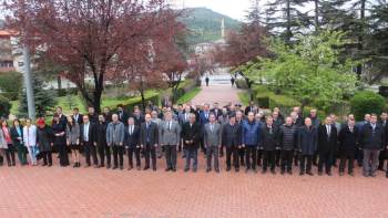 Afyonkarahisar’Da 23 Nisan Kutlandı
