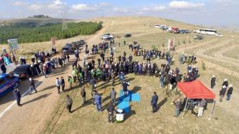 Afyonkarahisar’Da 35 Bin Fidan Toprakla Buluştu
