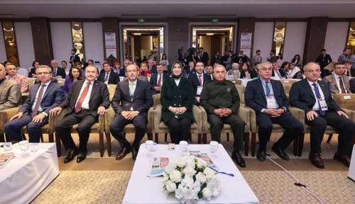 Afyonkarahisar'da 8. Tıbbi ve Aromatik Bitkiler Çalıştayı başladı