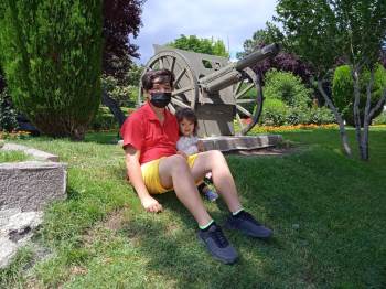 Afyonkarahisar’Da Aylar Sonra Gelen Kısıtlamasız Pazar Günü
