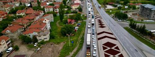 Afyonkarahisar'da bayram yoğunluğu: Kilometrelerce kuyruk oluştu!