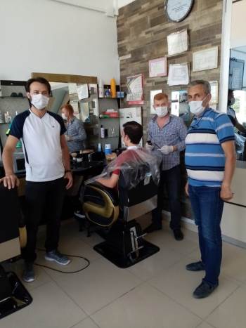 Afyonkarahisar’Da Berber Ve Kuaförlere Korona Virüs Denetimi
