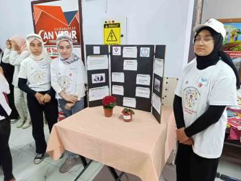 Afyonkarahisar’Da Bilim Fuarı Açıldı
