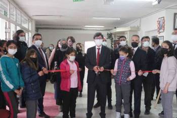 Afyonkarahisar’Da Bilim Fuarı Açıldı
