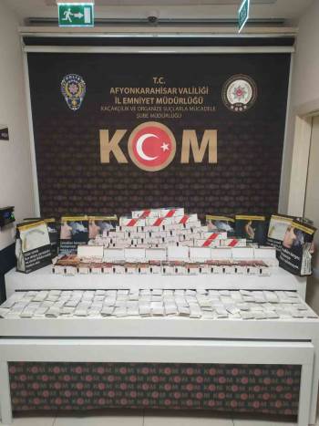 Afyonkarahisar’Da Binlerce Adet Boş Ve Doldurulmuş Makaron Ele Geçirildi
