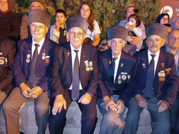 Afyonkarahisar’Da Büyük Taarruz Kutlamaları Başladı
