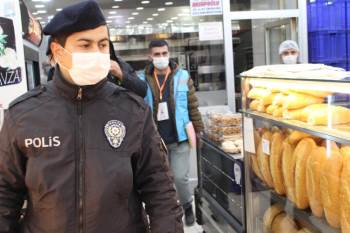 Afyonkarahisar’Da Cadde Ve Sokaklarda Sigara Ve Maske Denetimi
