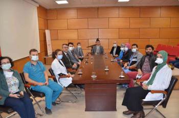 Afyonkarahisar’Da Çocuk Hekimleri Toplantı Yaptı
