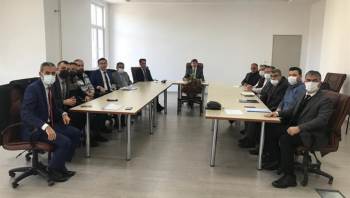 Afyonkarahisar’Da Eğitimciler Öğrencilerin Sınavlardaki Başarılarını Arttırmak İçin Toplandı
