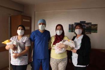 Afyonkarahisar’Da Ender Görülen Bir Doğum Gerçekleşti
