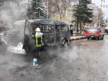 Afyonkarahisar’Da Faciadan Dönüldü
