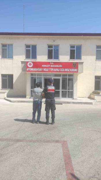 Afyonkarahisar’Da Fuhuş Suçundan Arana Şahıs Yakalandı
