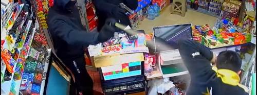 Afyonkarahisar’da gaspçılar polis tarafından kıskıvrak yakalandı