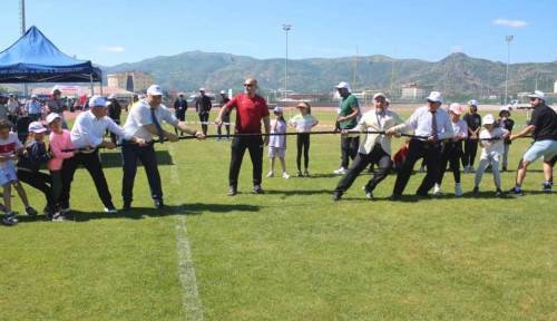 Afyonkarahisar’da Geleneksel Çocuk Oyunları Şenliği coşkusu