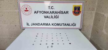Afyonkarahisar’Da Jandarma 34 Adet Tarihi Sikke Ele Geçirdi
