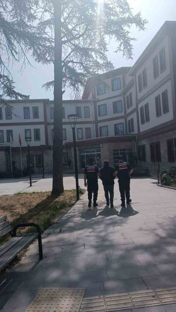 Afyonkarahisar’Da Kaçak Şahıs Yakalandı
