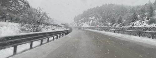 Afyonkarahisar’da kar yağışı kazaları beraberinde getirdi