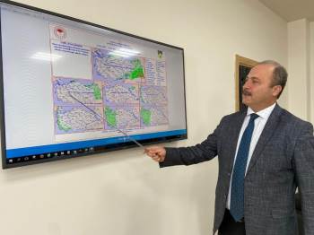 Afyonkarahisar’Da Kar Yerini Soğuk Havaya Ve Dona Bırakıyor
